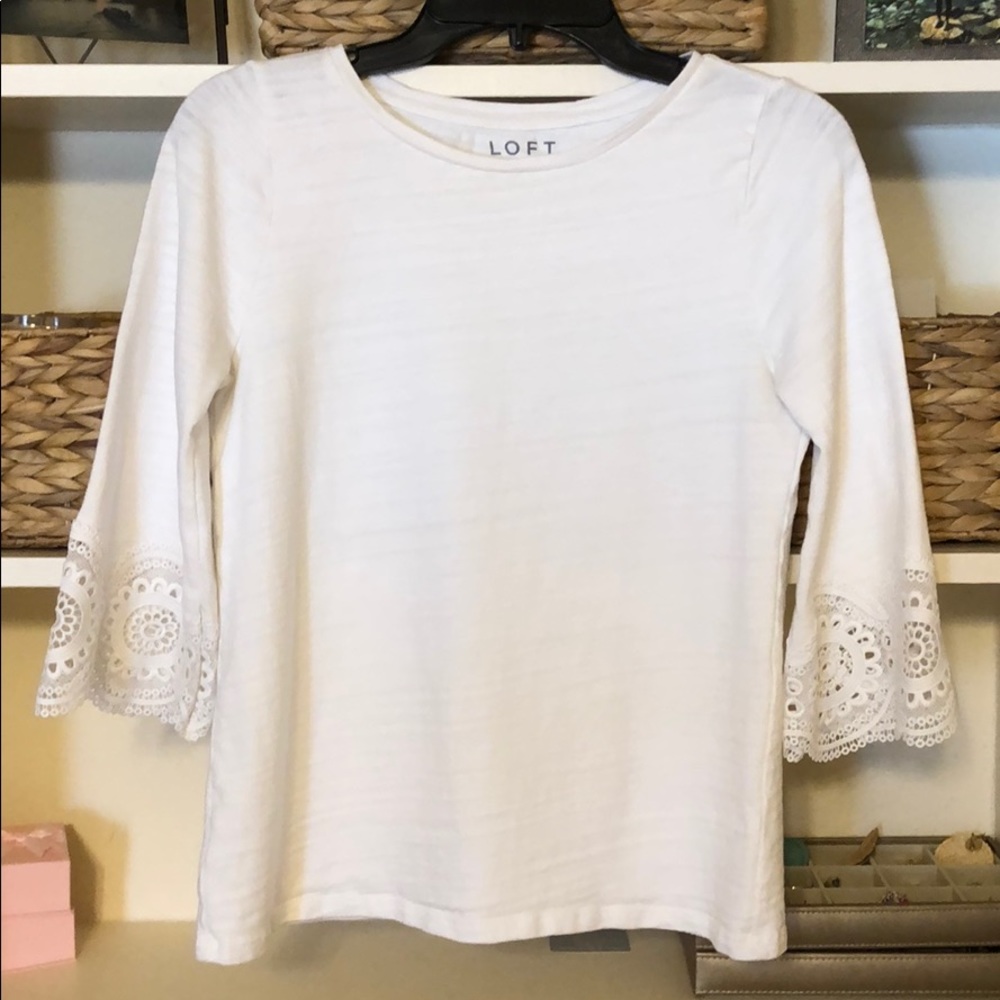 ❗️SOLD❗️Loft Eyelet Shirt